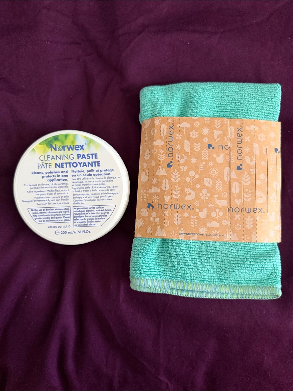 Norwex Turquoise Microfiber Cloth with Baclock technology & Cleaning Paste.BNWT
